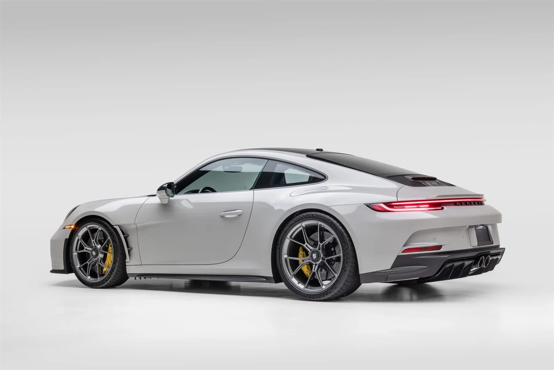 2022 Porsche 992 GT3 Touring - Image 16 of 31