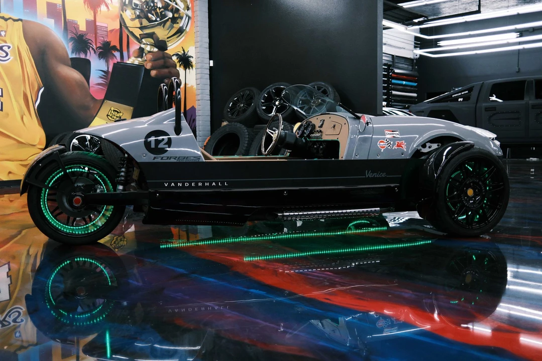 2022 Vanderhall Venice - Image 10 of 31