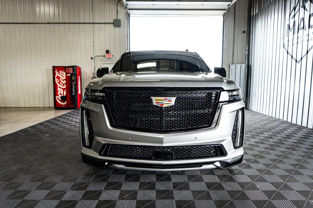 2023 Cadillac Escalade-V 5th Gen - Image 8 of 31