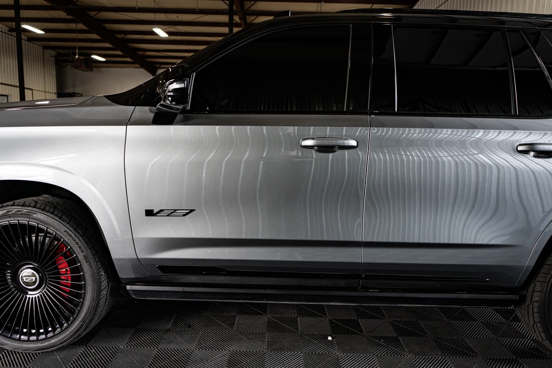 2023 Cadillac Escalade-V 5th Gen - Image 14 of 31