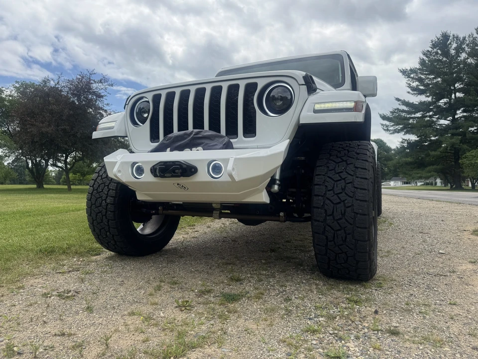 2023 Jeep JT Gladiator - Image 22 of 31