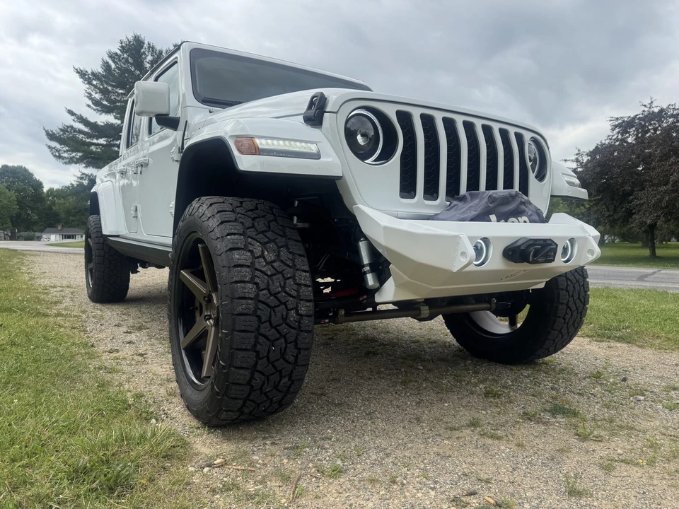 2023 Jeep JT Gladiator - Image 21 of 31