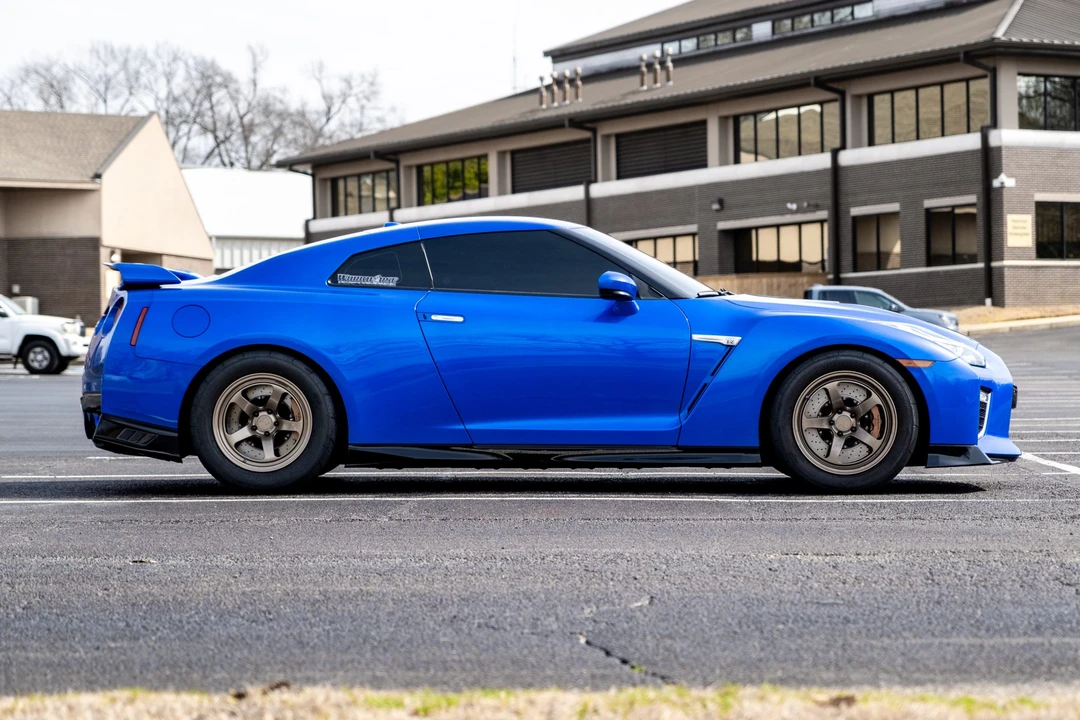 2023 Nissan R35 GT-R Premium - Image 10 of 31