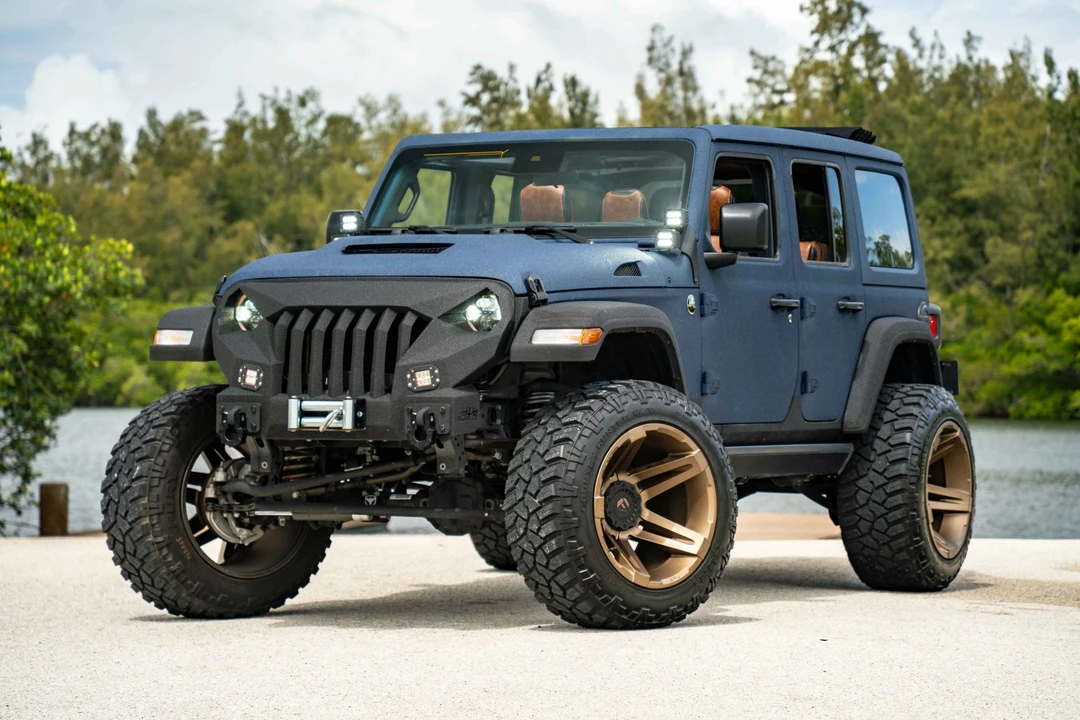 2024 Jeep JL Wrangler - Image 3 of 31