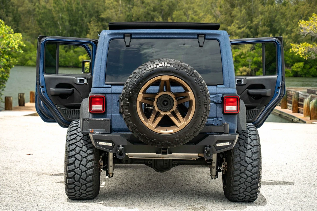2024 Jeep JL Wrangler - Image 11 of 31