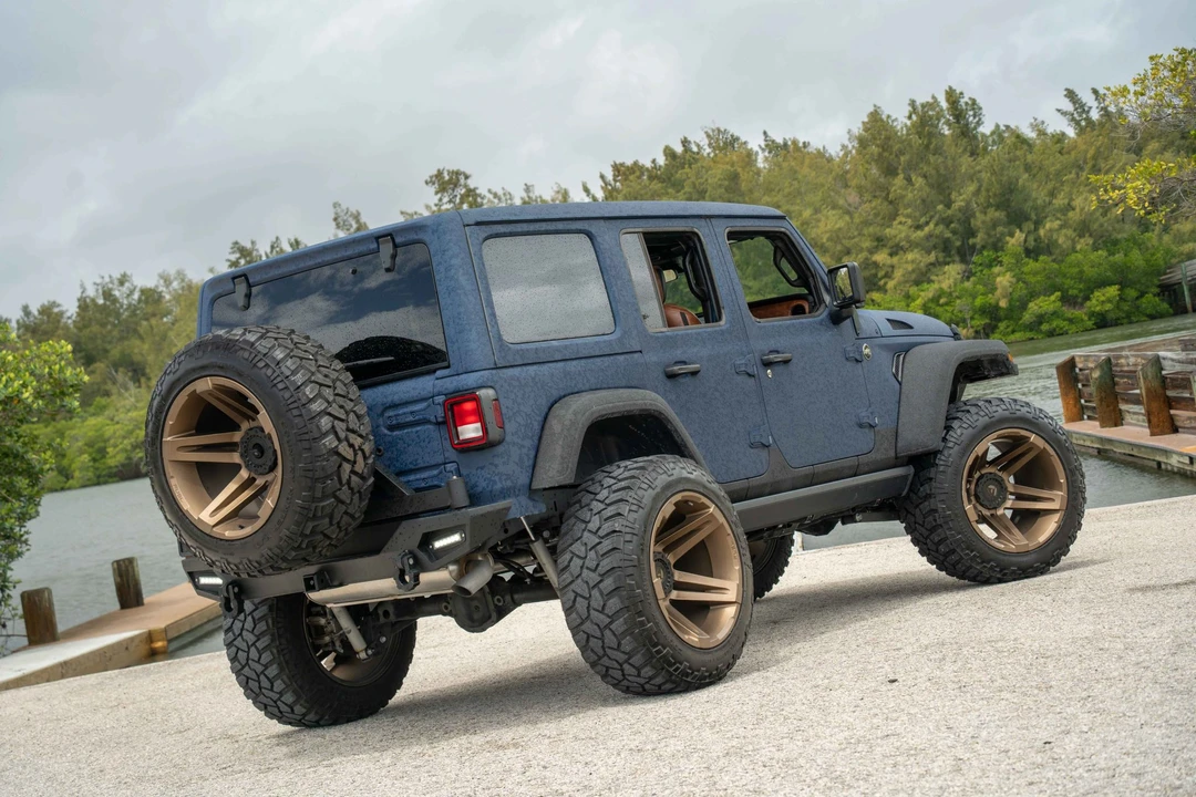 2024 Jeep JL Wrangler - Image 12 of 31