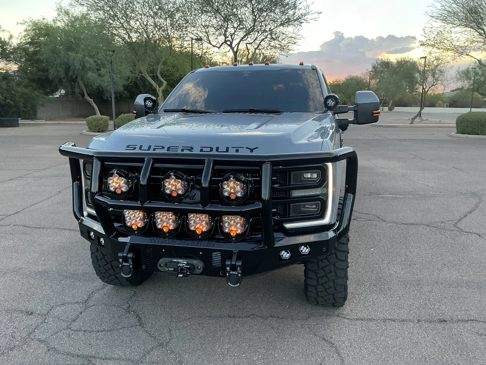 2025 Ford Super Duty 5th Gen - Image 10 of 31