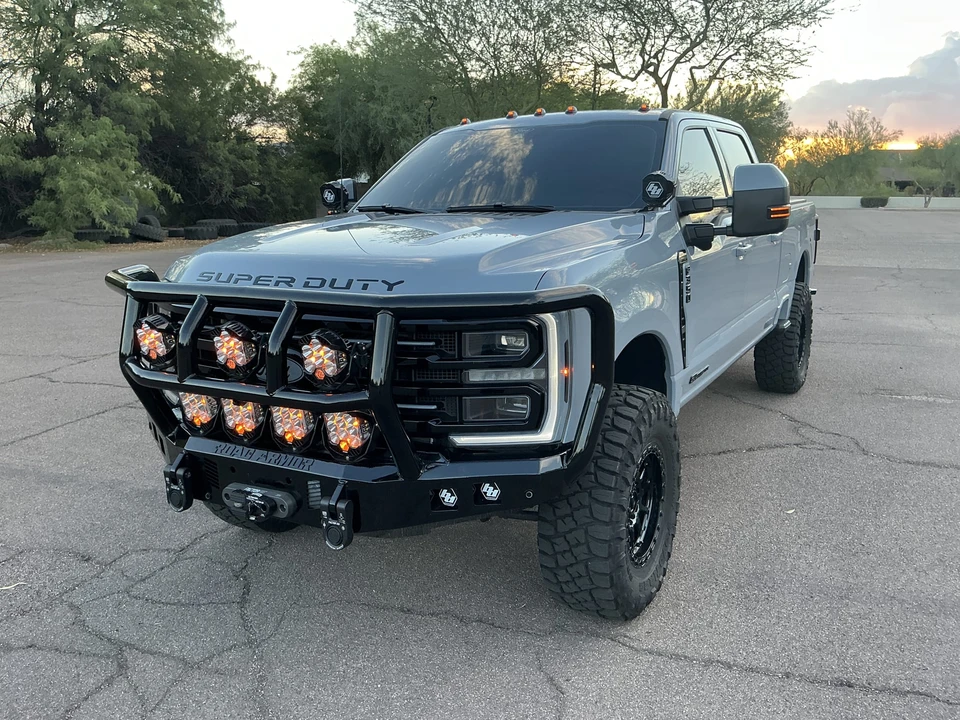 2025 Ford Super Duty 5th Gen - Image 11 of 31