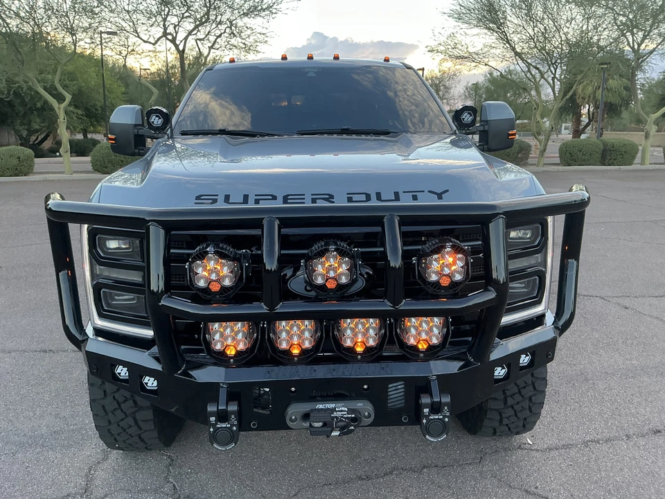 2025 Ford Super Duty 5th Gen - Image 9 of 31