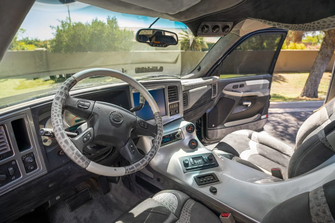 2003 Cadillac Escalade & EXT 2nd Gen - Image 26 of 31