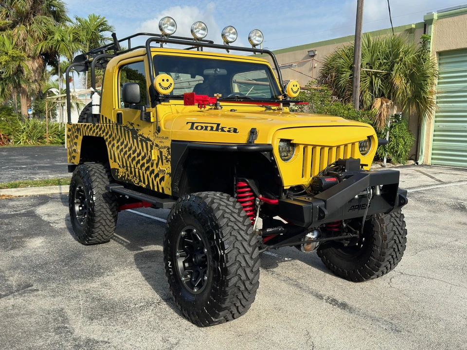2001 Jeep TJ Wrangler - Image 3 of 31