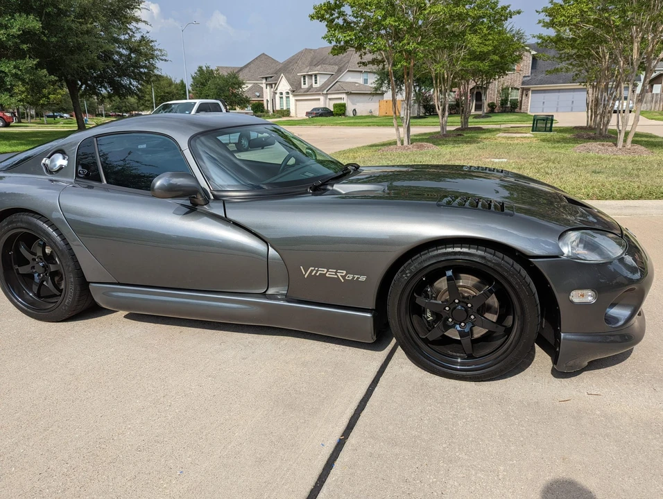2002 Dodge Viper GTS 2nd Gen - Image 12 of 31