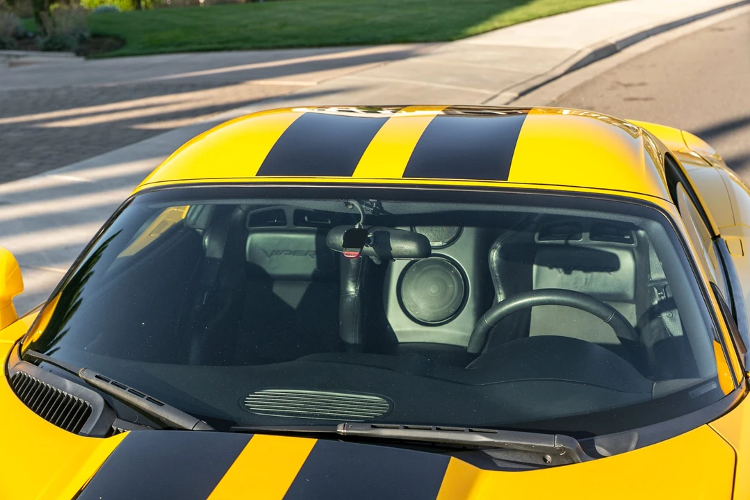 2006 Dodge Viper 3rd Gen - Image 16 of 31