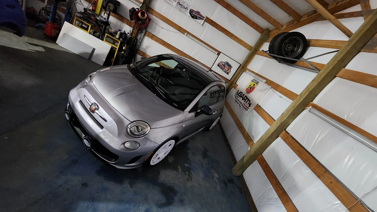 2018 Fiat Abarth 500 - Image 14 of 31