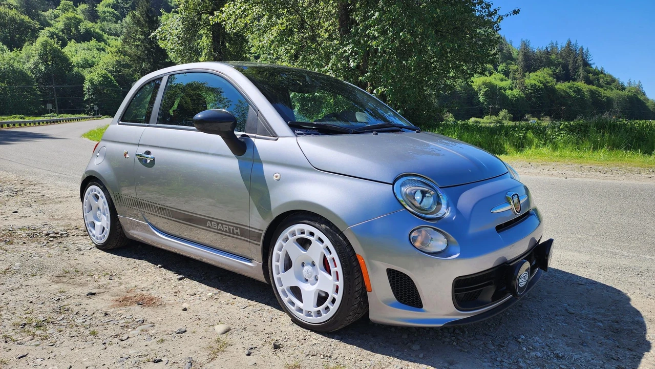 2018 Fiat Abarth 500 - Image 28 of 31