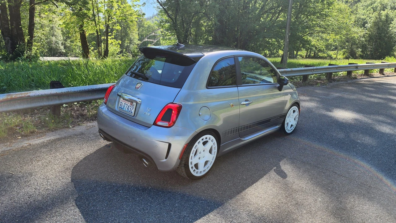 2018 Fiat Abarth 500 - Image 29 of 31