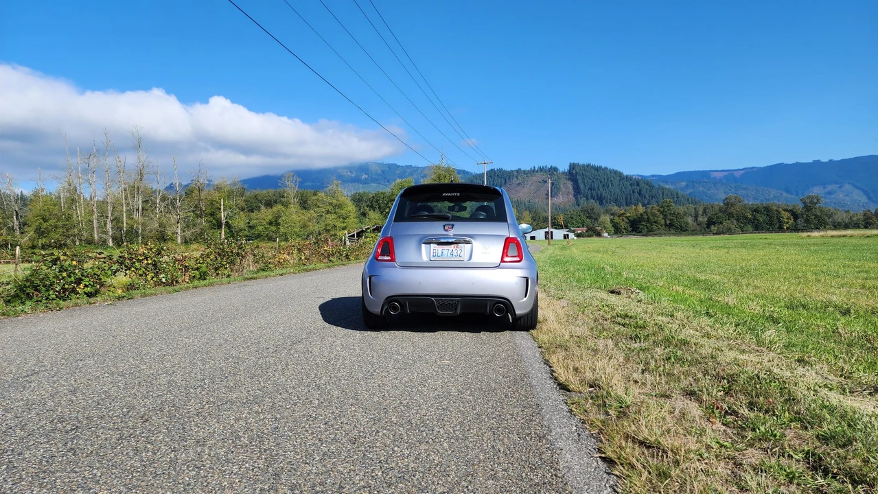 2018 Fiat Abarth 500 - Image 22 of 31