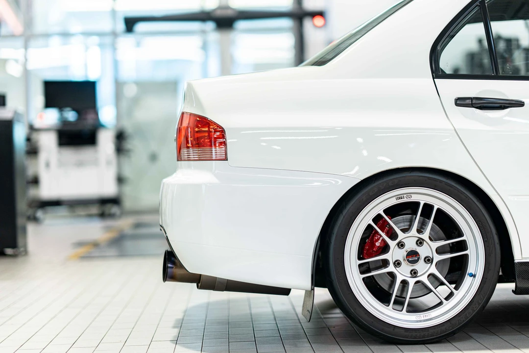 2005 Mitsubishi Lancer Evolution VIII 7th Gen - Image 26 of 31