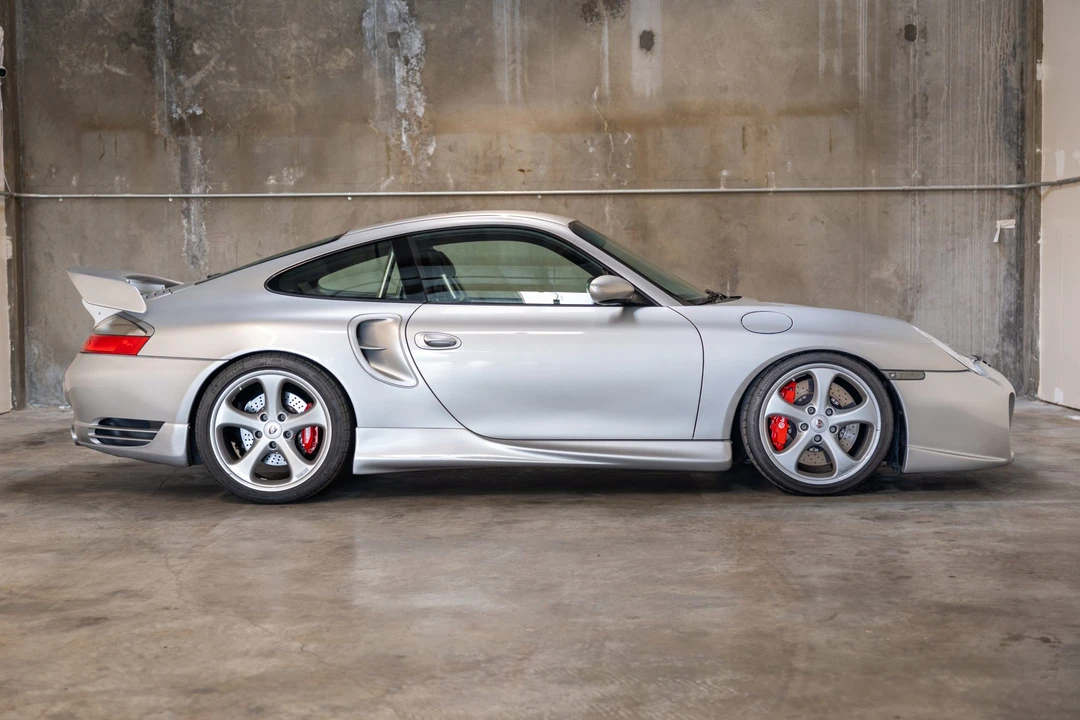 2001 Porsche 996 Turbo - Image 8 of 31