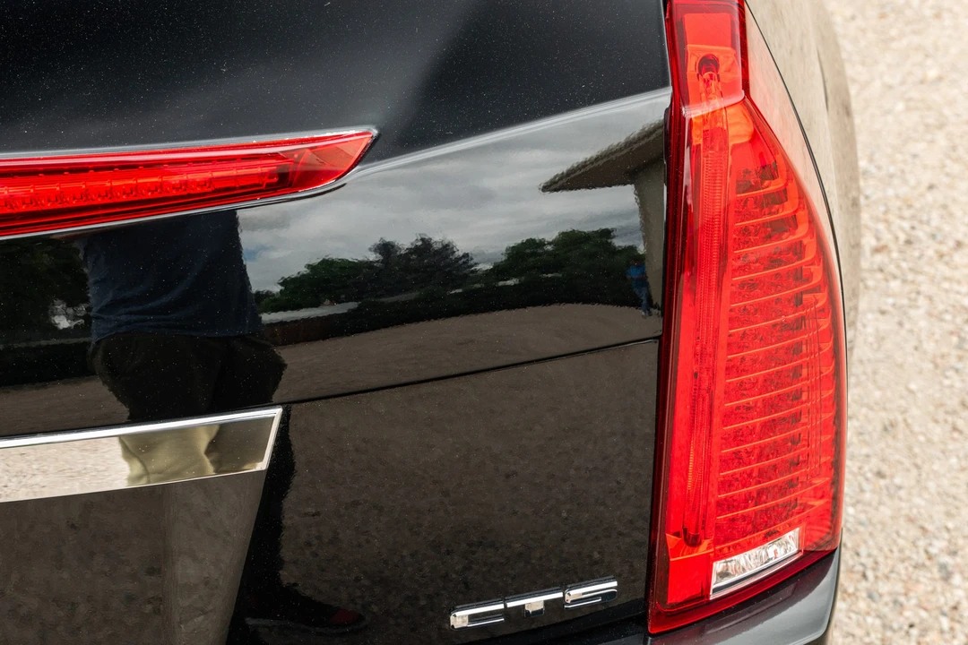 2009 Cadillac CTS-V 2nd Gen - Image 23 of 31