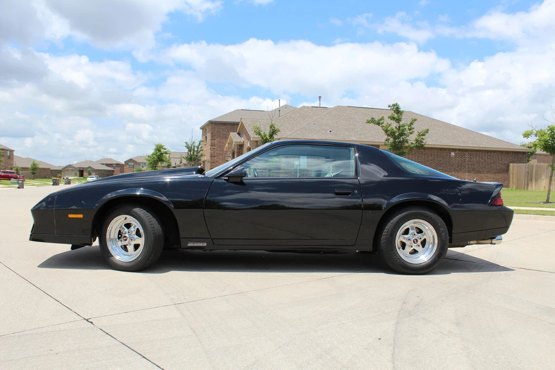 1982 Chevrolet Camaro IROC-Z & Z28 3rd Gen - Image 15 of 31