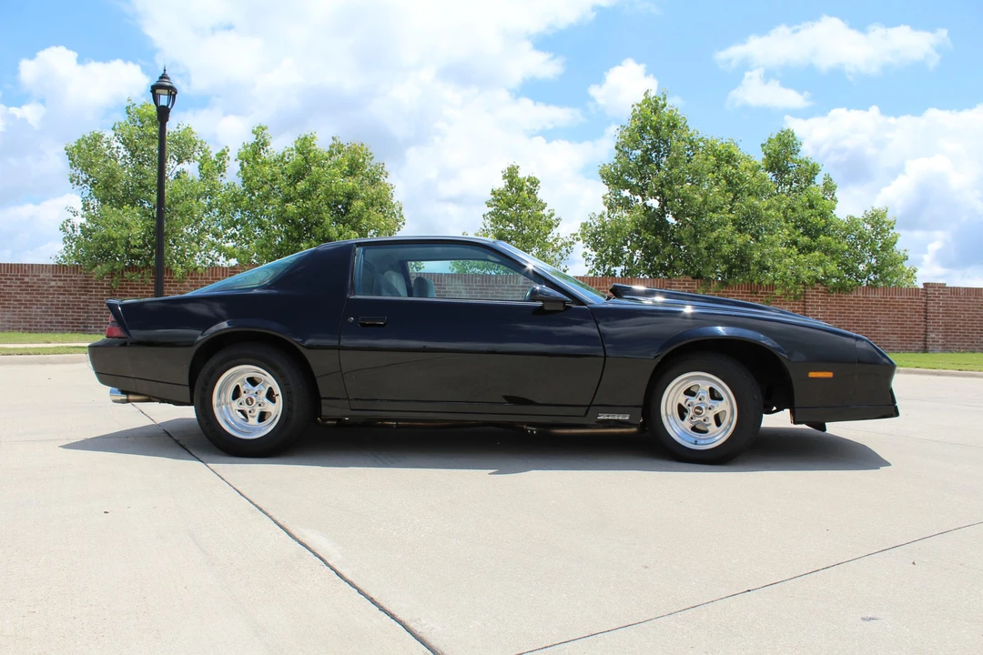 1982 Chevrolet Camaro IROC-Z & Z28 3rd Gen - Image 9 of 31