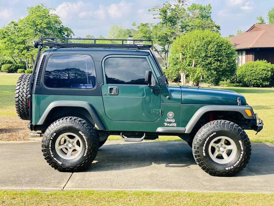 2000 Jeep TJ Wrangler - Image 3 of 31