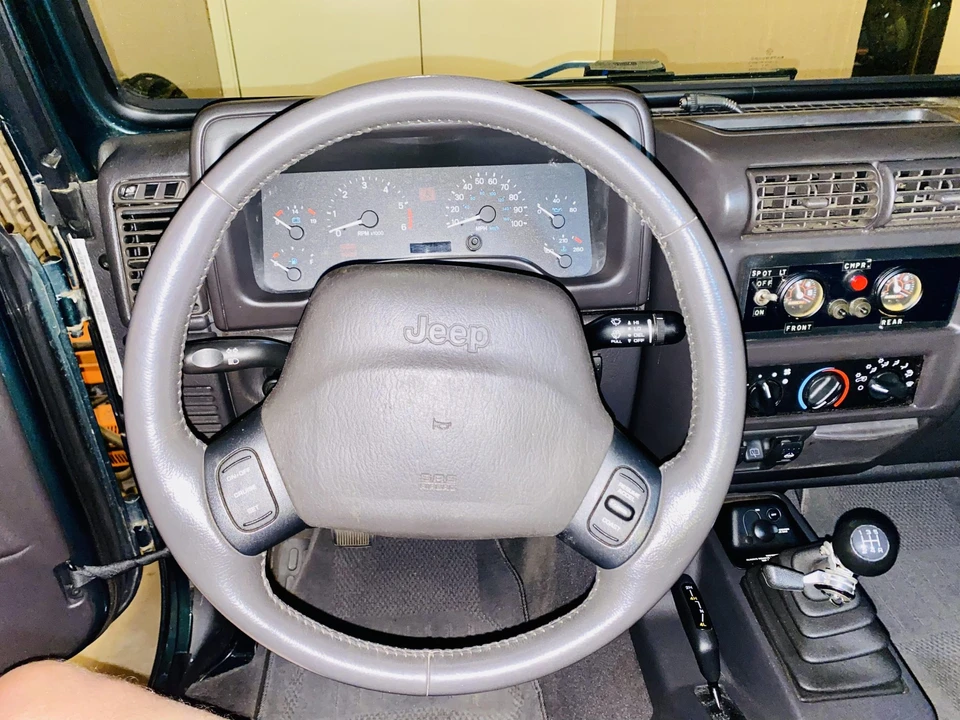 2000 Jeep TJ Wrangler - Image 30 of 31