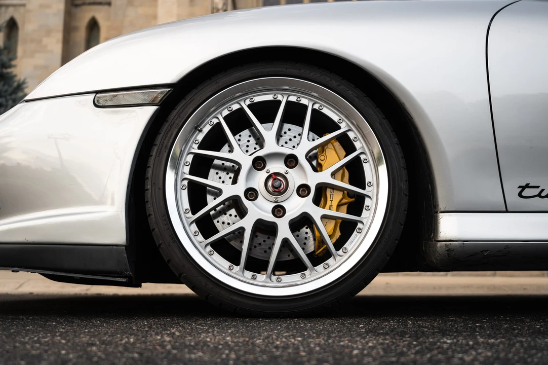 2003 Porsche 996 Turbo - Image 19 of 31