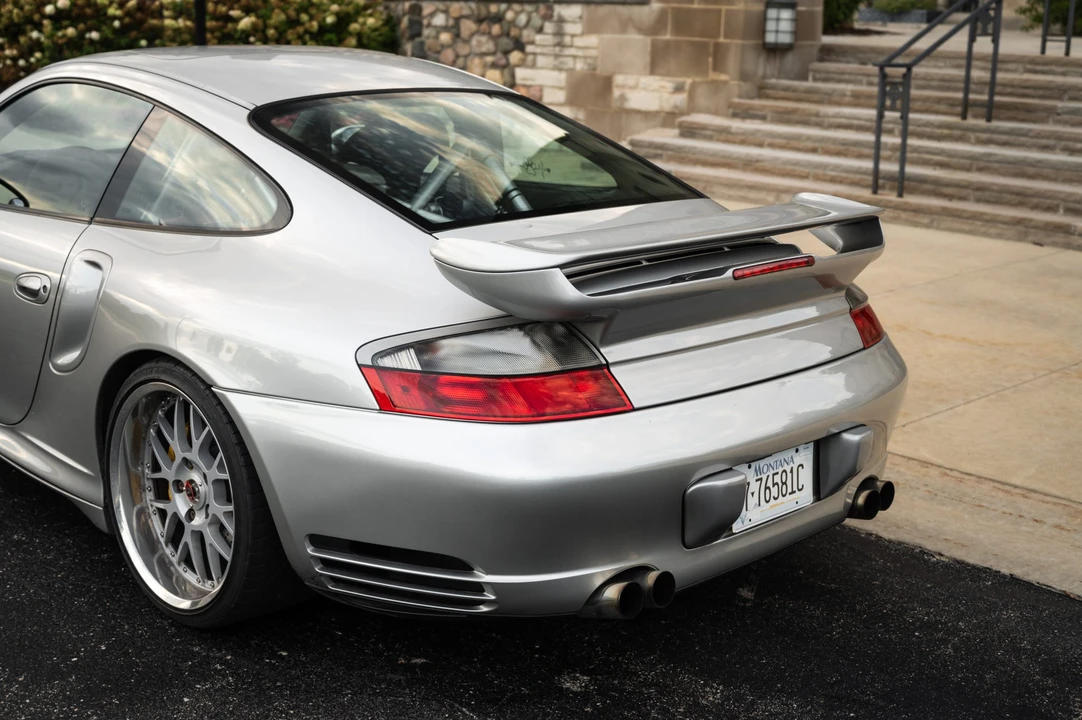 2003 Porsche 996 Turbo - Image 11 of 31