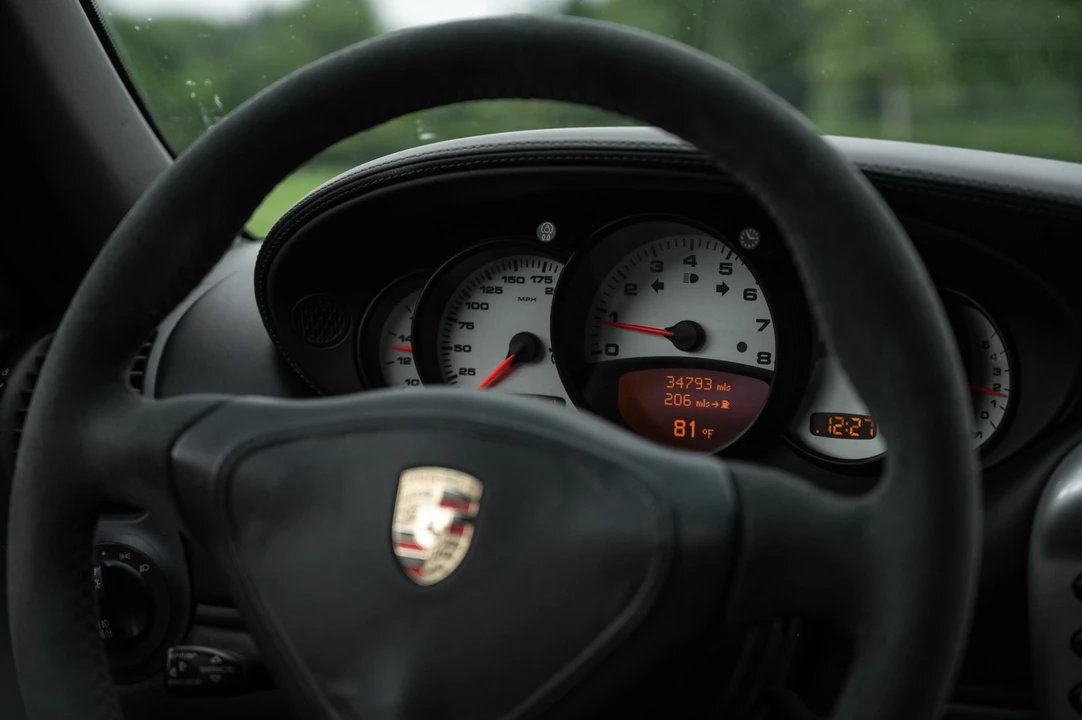 2003 Porsche 996 Turbo - Image 23 of 31
