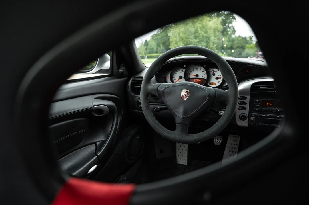 2003 Porsche 996 Turbo - Image 26 of 31