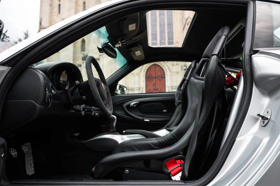 2003 Porsche 996 Turbo - Image 22 of 31