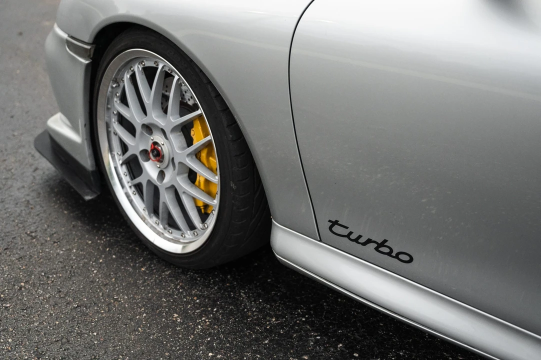 2003 Porsche 996 Turbo - Image 14 of 31