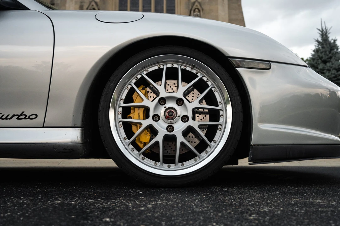 2003 Porsche 996 Turbo - Image 18 of 31