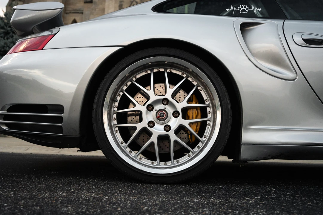 2003 Porsche 996 Turbo - Image 17 of 31