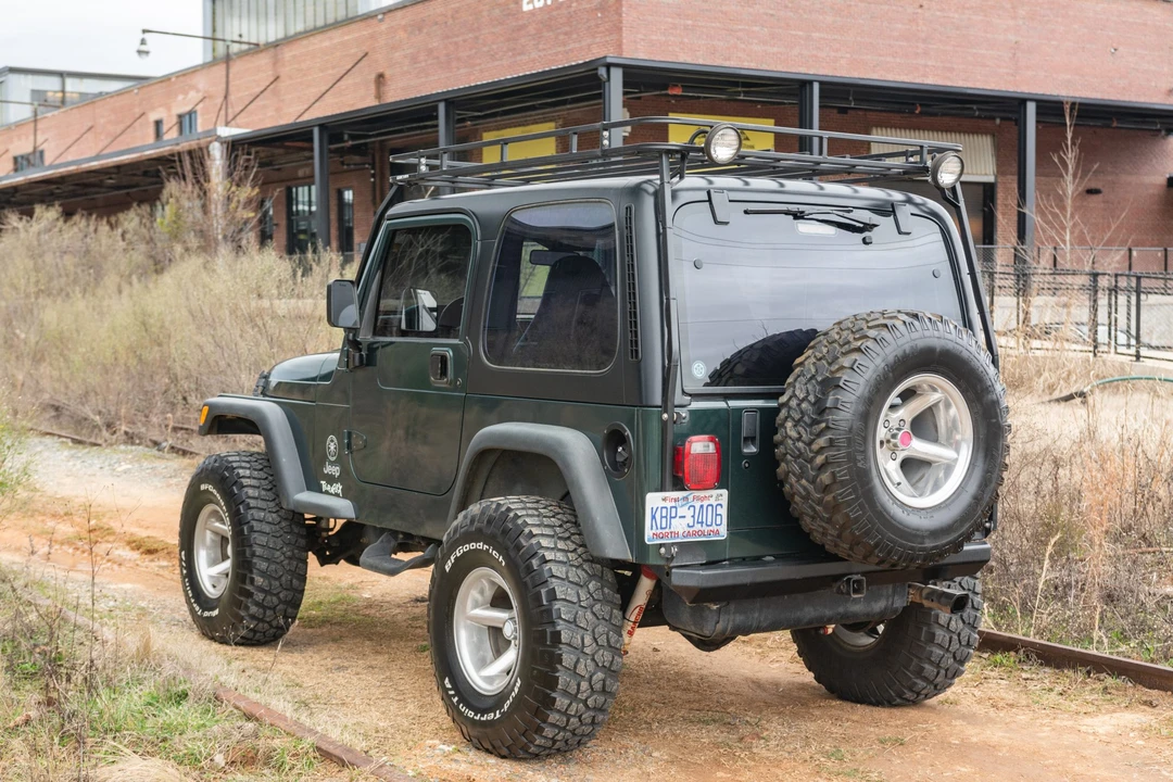 2000 Jeep TJ Wrangler - Image 8 of 31