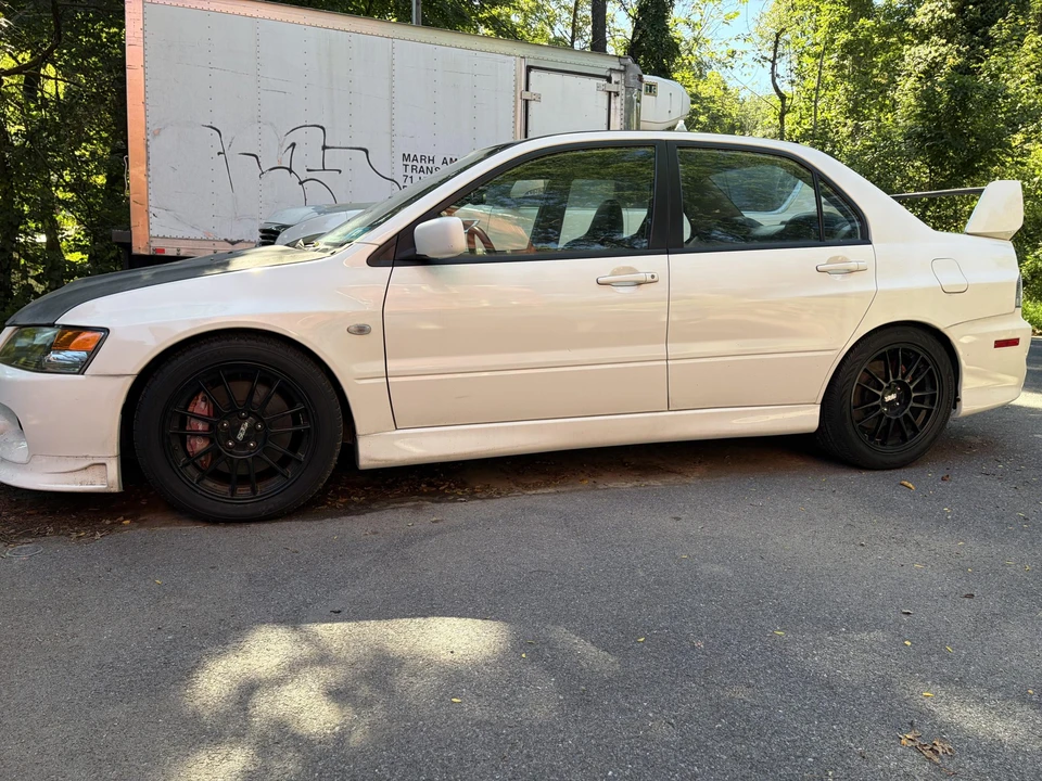 2006 Mitsubishi Lancer Evolution IX 8th Gen - Image 8 of 31