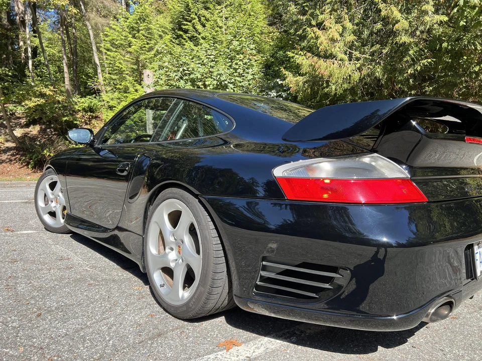2002 Porsche 996 GT2 - Image 10 of 31