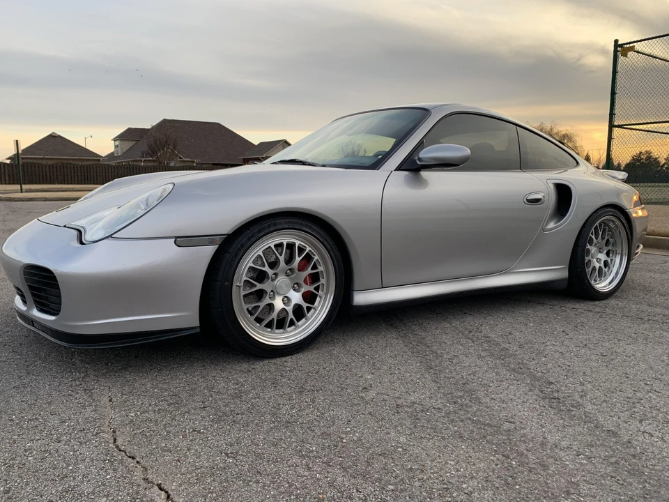 2001 Porsche 996 Turbo - Image 13 of 31