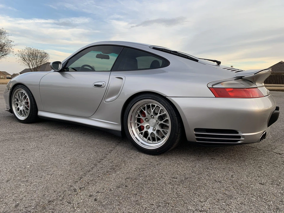 2001 Porsche 996 Turbo - Image 10 of 31