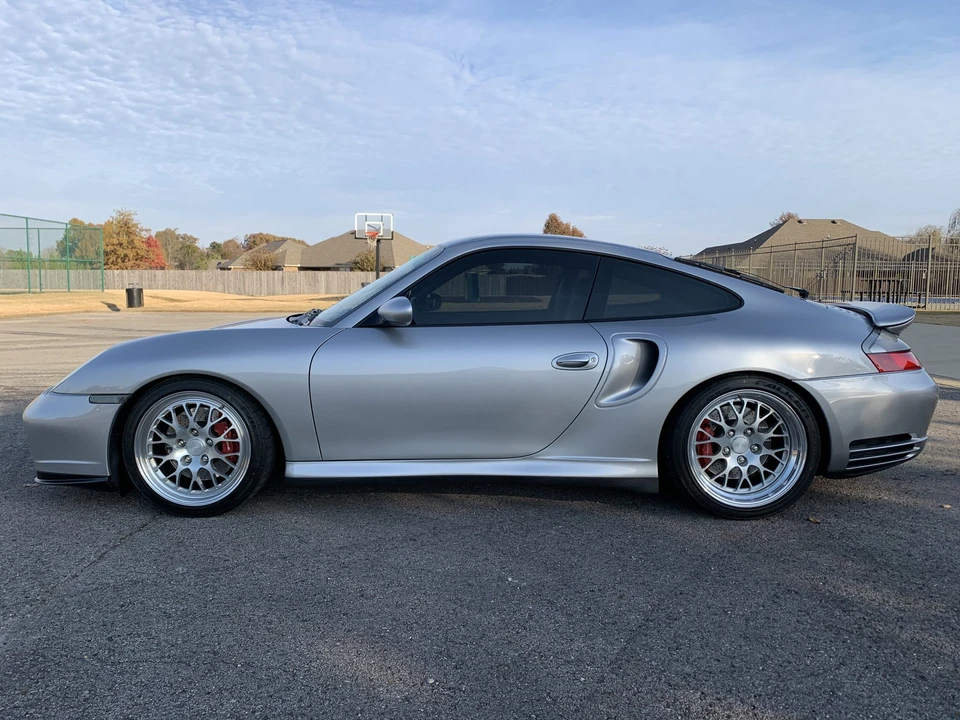 2001 Porsche 996 Turbo - Image 12 of 31