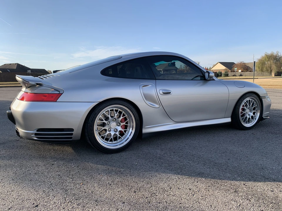 2001 Porsche 996 Turbo - Image 7 of 31