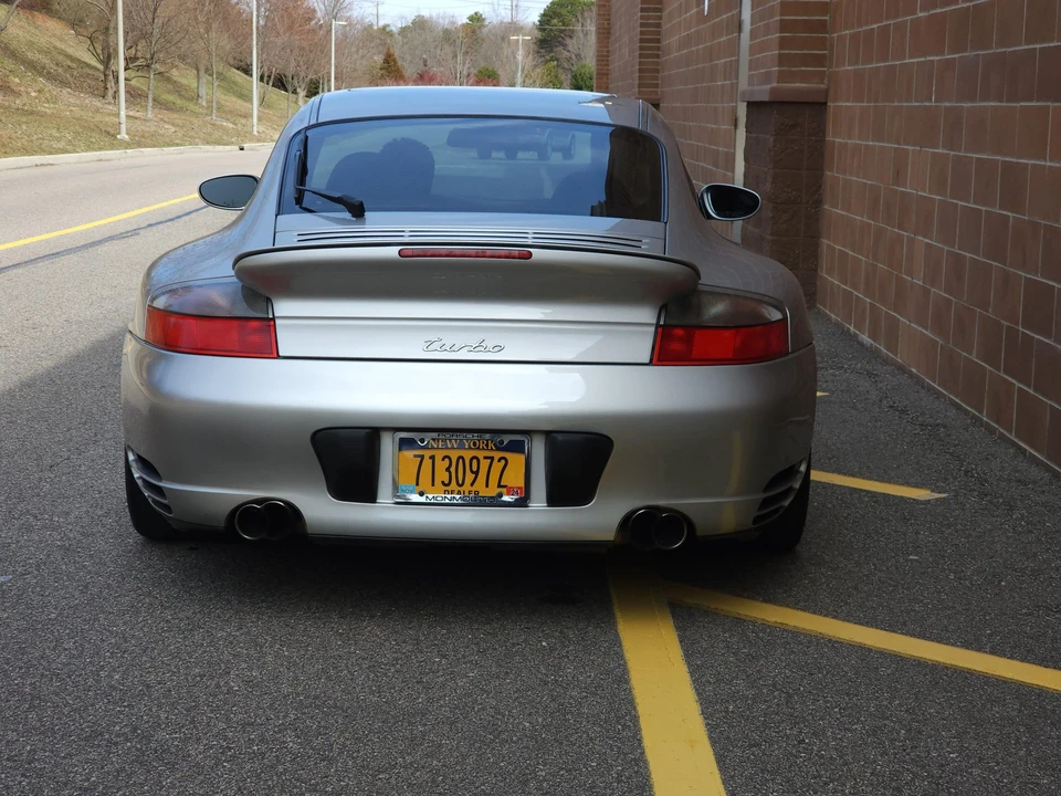 2001 Porsche 996 Turbo - Image 8 of 31