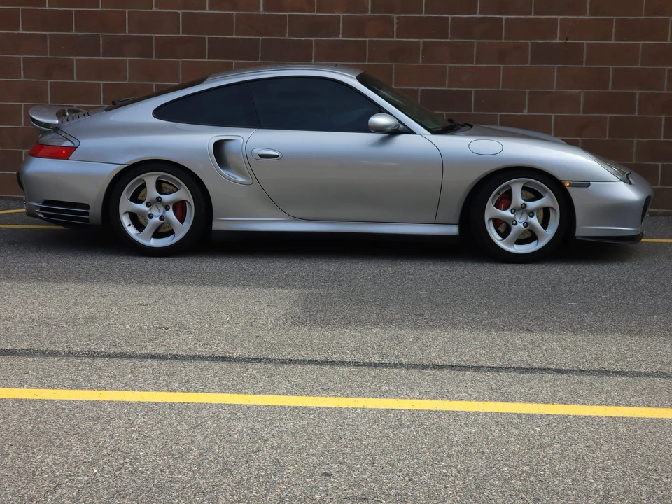 2001 Porsche 996 Turbo - Image 14 of 31
