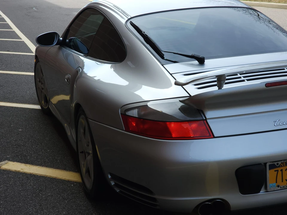 2001 Porsche 996 Turbo - Image 22 of 31