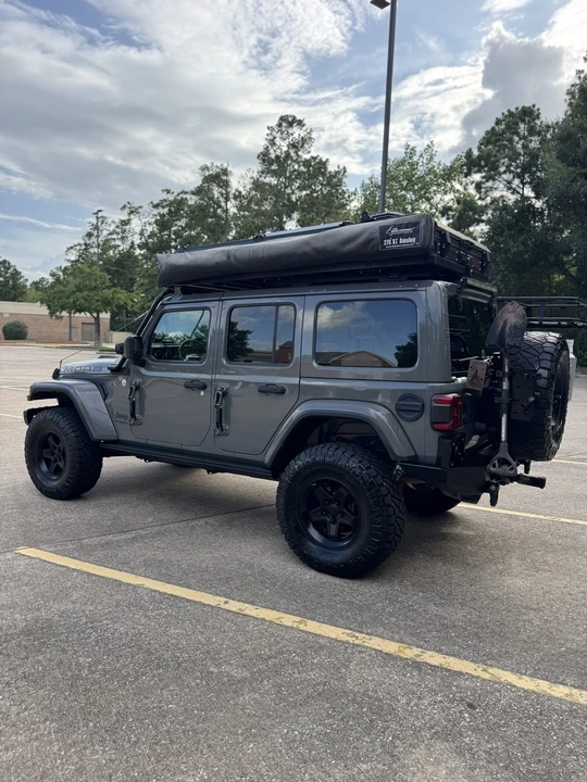 2019 Jeep JL Wrangler - Image 4 of 31