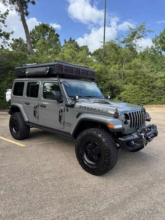 2019 Jeep JL Wrangler - Image 8 of 31