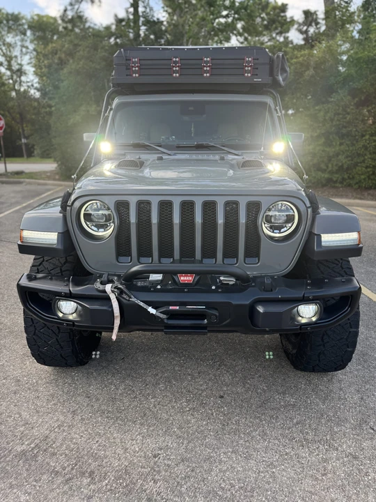 2019 Jeep JL Wrangler - Image 17 of 31