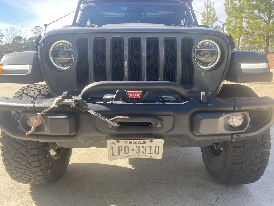 2019 Jeep JL Wrangler - Image 19 of 31